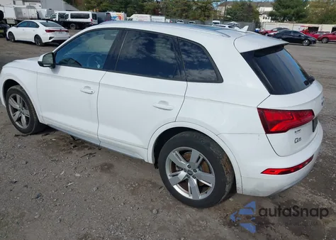 2018 Audi Q5 2.0T Premium/2.0T Tech Premium из США, поврежденный, VIN WA1ANAFY7J2008430